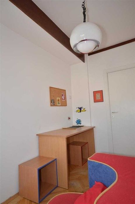 Дава се под наем Тристаен апартамент в Пловдив, Изгрев - 87 кв.м за 300.9 € - Снимка #4