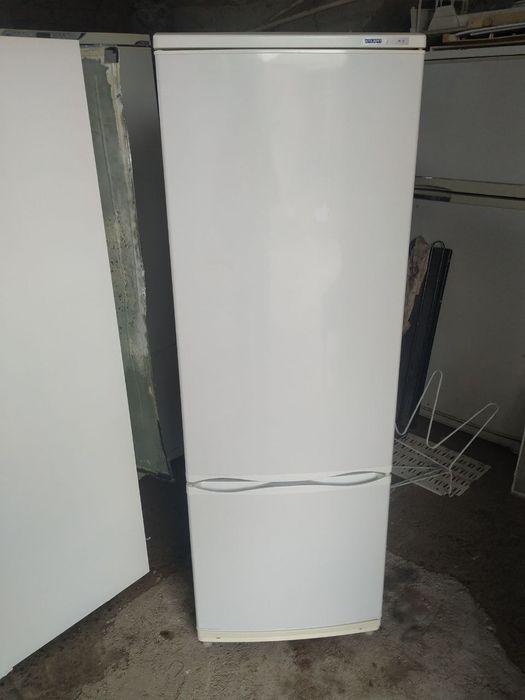 холодильник сотилади