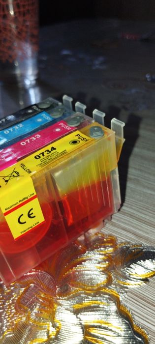 Перезаправляемий картридж