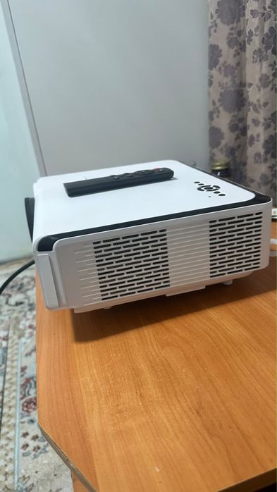 Продам проектор с wi-fi