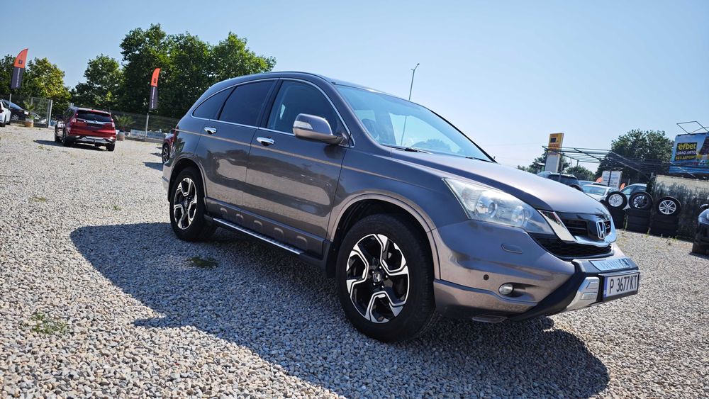 Обслужен Нови Масла/Филтри/Дискове/Накладки/ГУМИ Honda Cr-v
