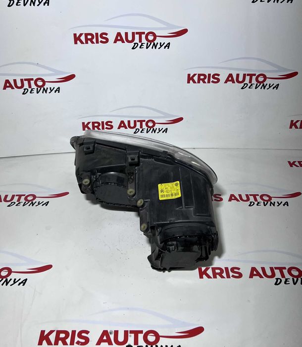 Десен фар за VW Touran / Фолксваген Тоуран 2005г