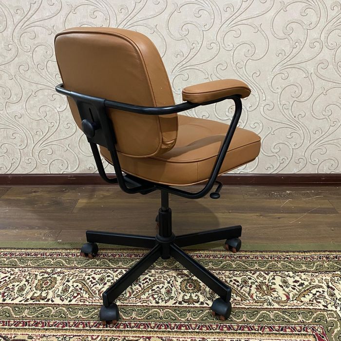 Продам кресло IKEA ALEFJÄLL.