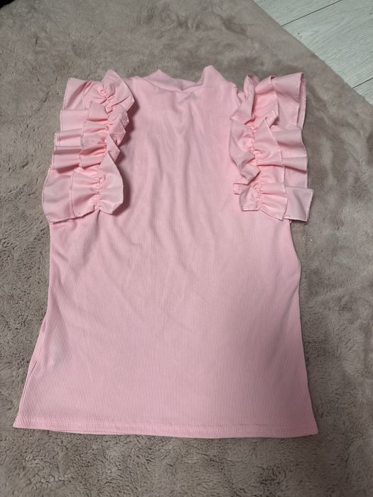 Розова блузка с дантелки