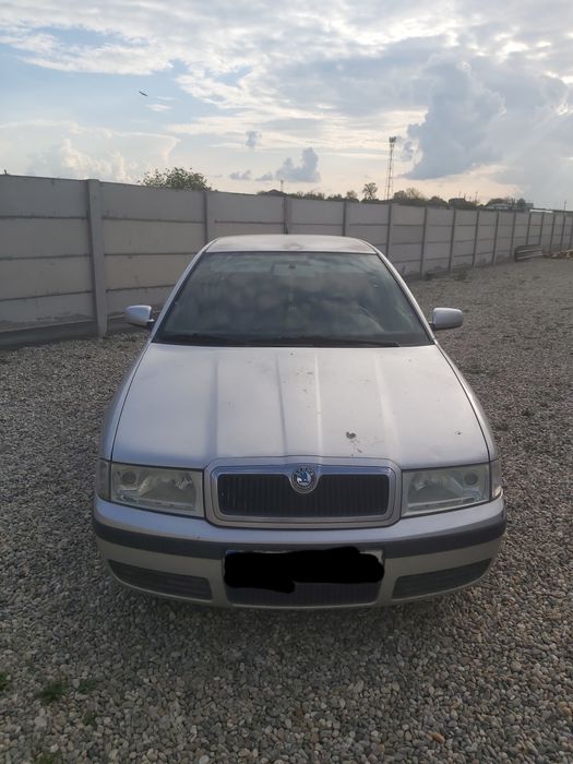 Vând Skoda Octavia