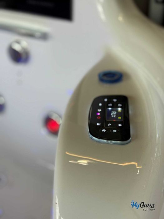 Отдельно стоящая джакузи ванна / Jakuzi vanna