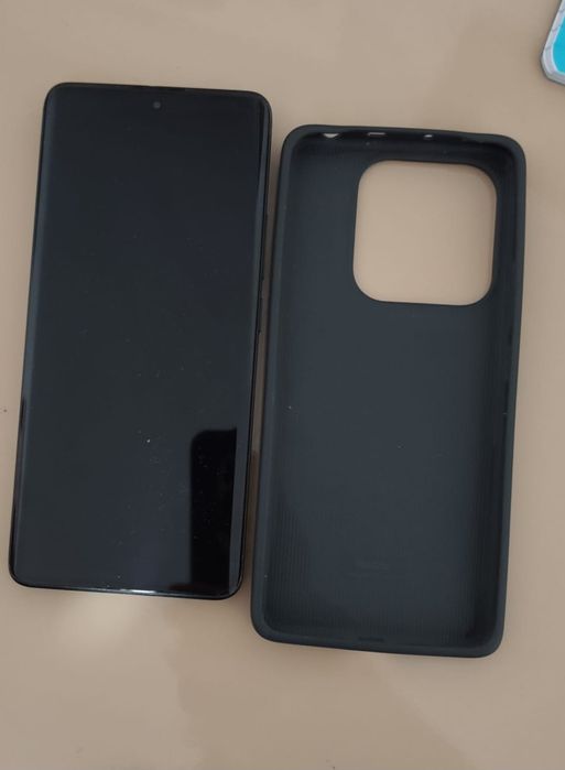 Xiaomi redmi note 13 pro, varianta Plus, are o capacitate mare de stocare de 256GB și 8GB RAM Ecranul de 120Hz oferă o experiență fluidă!