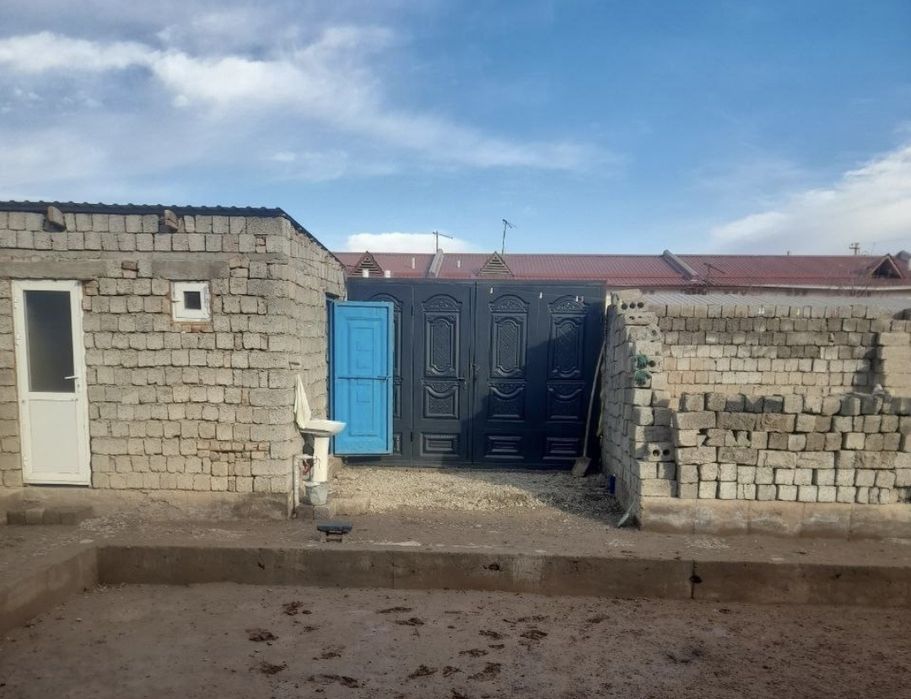 2 сотихли намунали уй сотилади. Марказга якин.