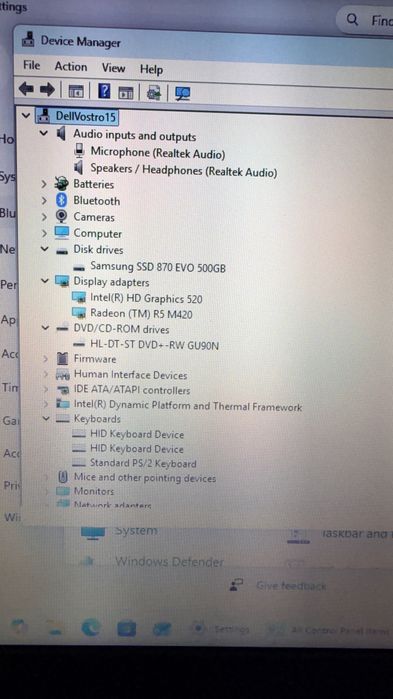 Dell Vostro 15-3568 stare foarte buna cu Win 11 Pro instalat cu licenta conectata la hardware