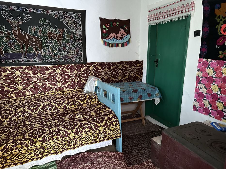 Vand Casa Batraneasca in comuna Jitia judetul Vrancea