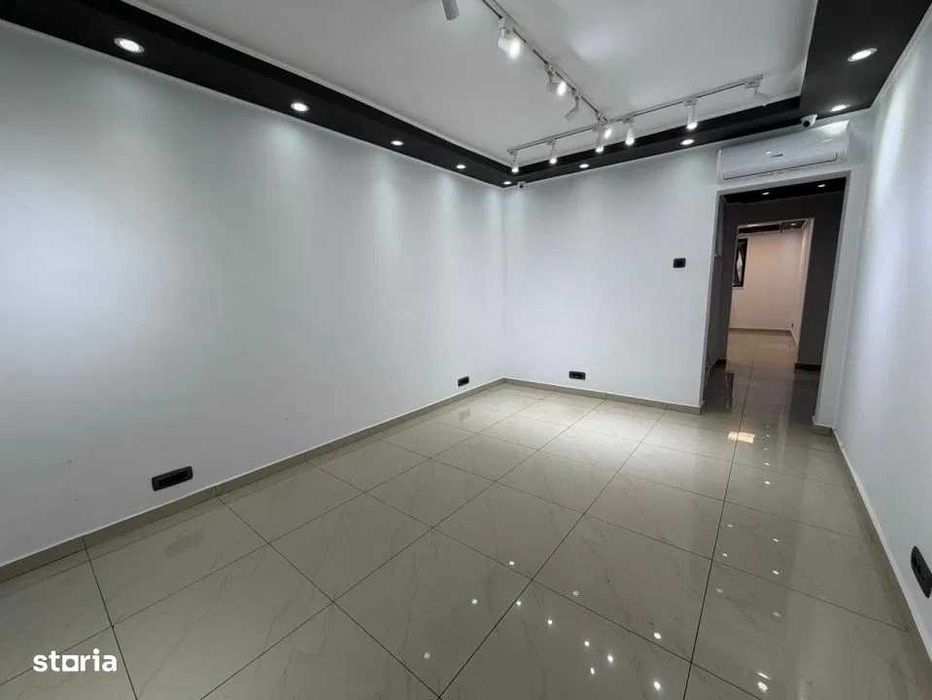 Proprietar - Spatiu Comercial Stradal 42 Mp VAD Vitrina Metrou Brancusi Renovat Barber Shop Salon Cabinet Birou