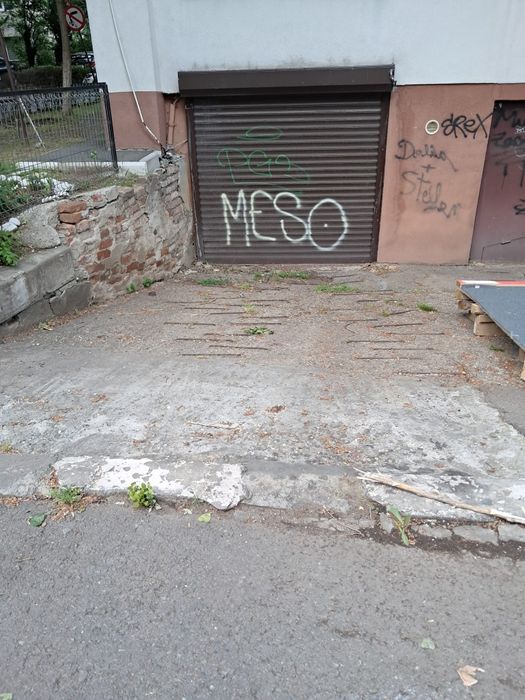 Vand garaj Ion Mihalache 321, 18 mp