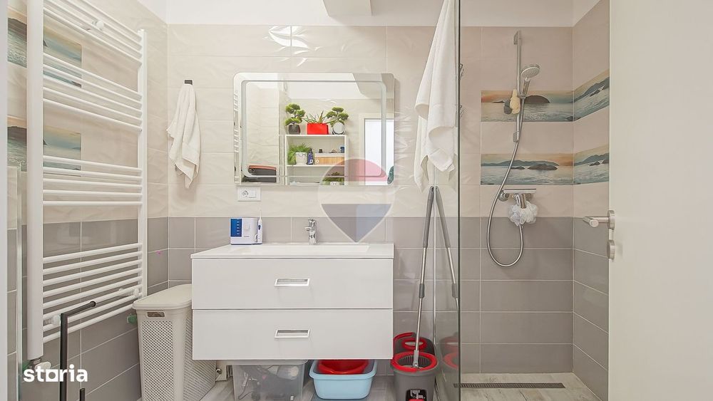Apartament 3 camere, terasă generoasă, lift și 2 locuri de parcare