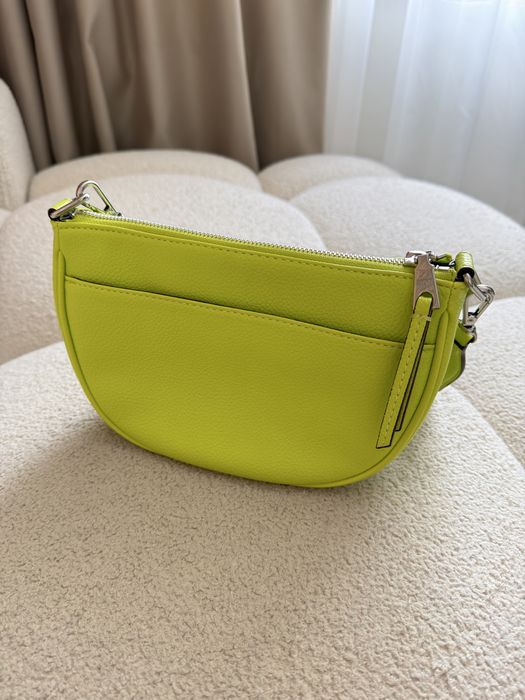 Дамска чанта DKNY
