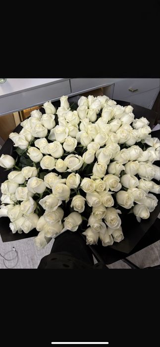 Свежая метровая 101 роза