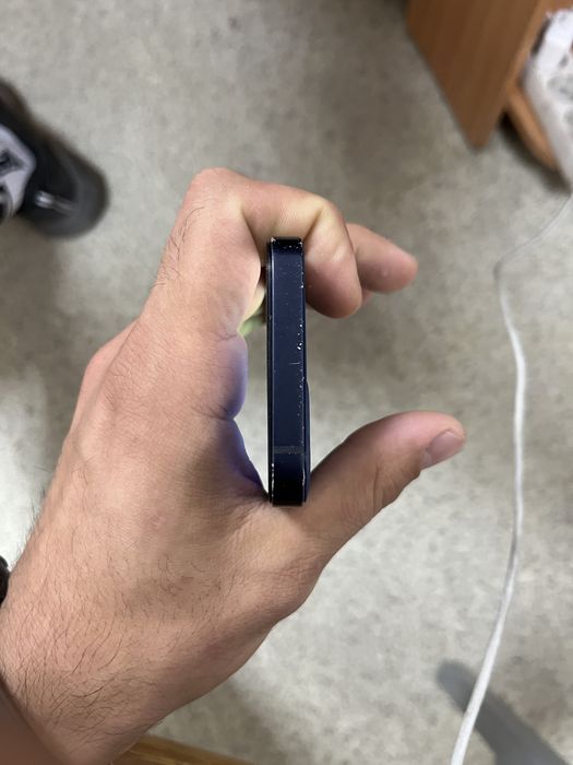Iphone 12 mini.