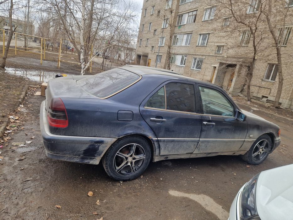Продам мерседес w202