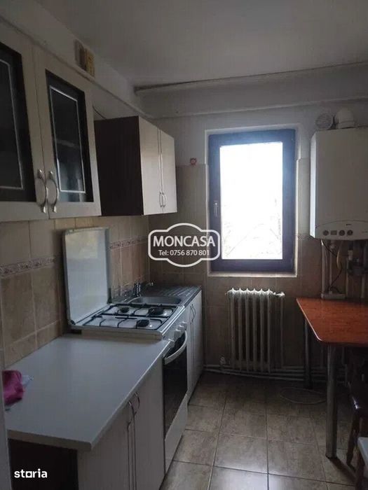 Apartament 2 camere la pret de garsoniera, zona Al. Nucului