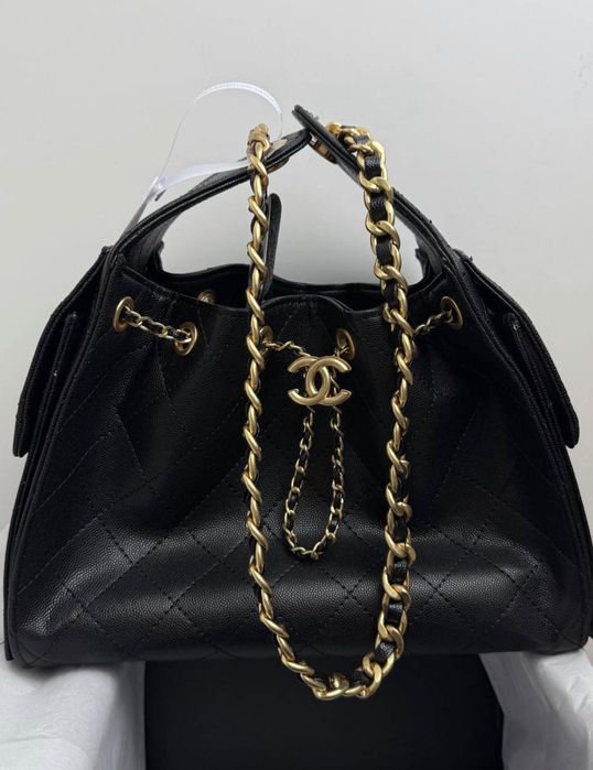 Дамска чанта Chanel Hobo 25