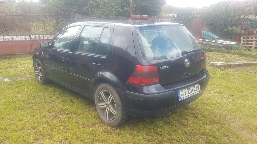 Golf 4,1600 cmc benzină
