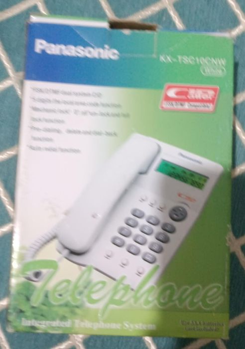 Ноутбук,велик,унитаз,телефон