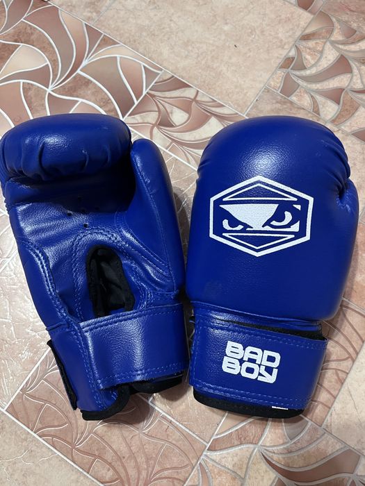 Продам кимоно, футы, перчатки