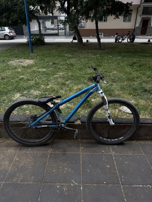 Dirt jump octane one zircus