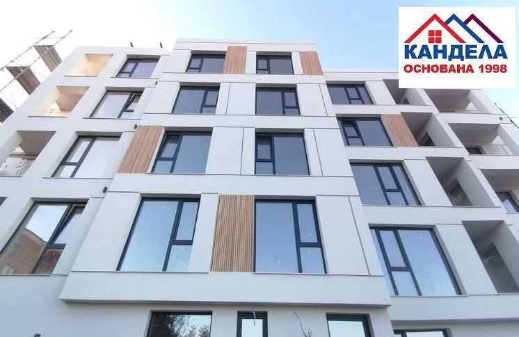 Продава се Тристаен апартамент в Пловдив, Остромила - 114 кв.м за 1096 €/кв.м - Снимка #3