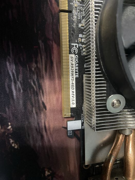 Видеокарта R9 290