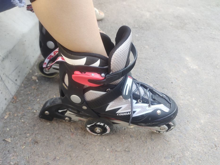 Roliki i na malchika i na devichku