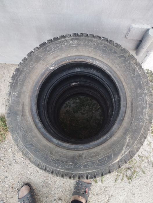 Продам зимние шины