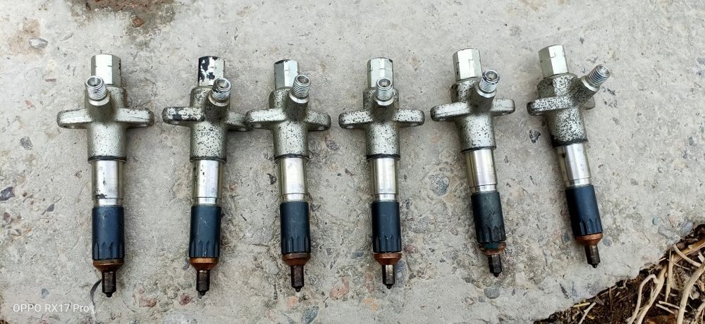 Форсунки Исузи 10 тонника б/у