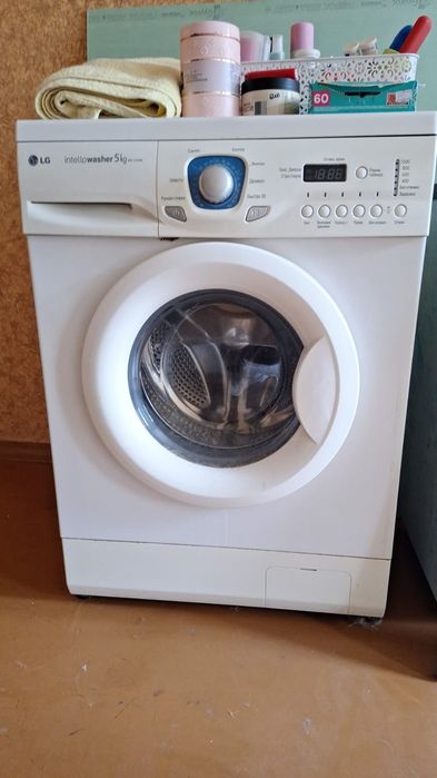 Продам стиральную машинку