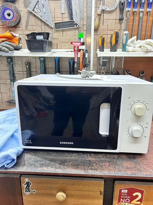 Продается микроволновка Samsung