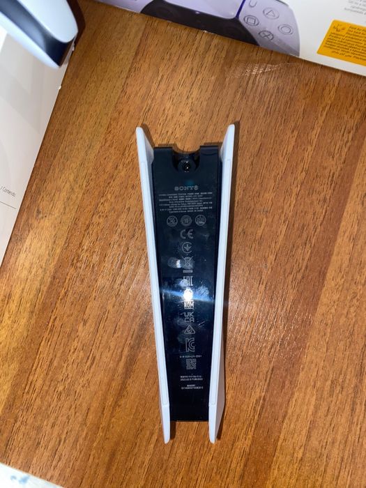 Продам Playstation 5 slim