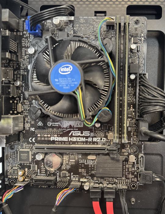 i5 9400 second hand si noi de vanzare • Anunturi • OLX.ro