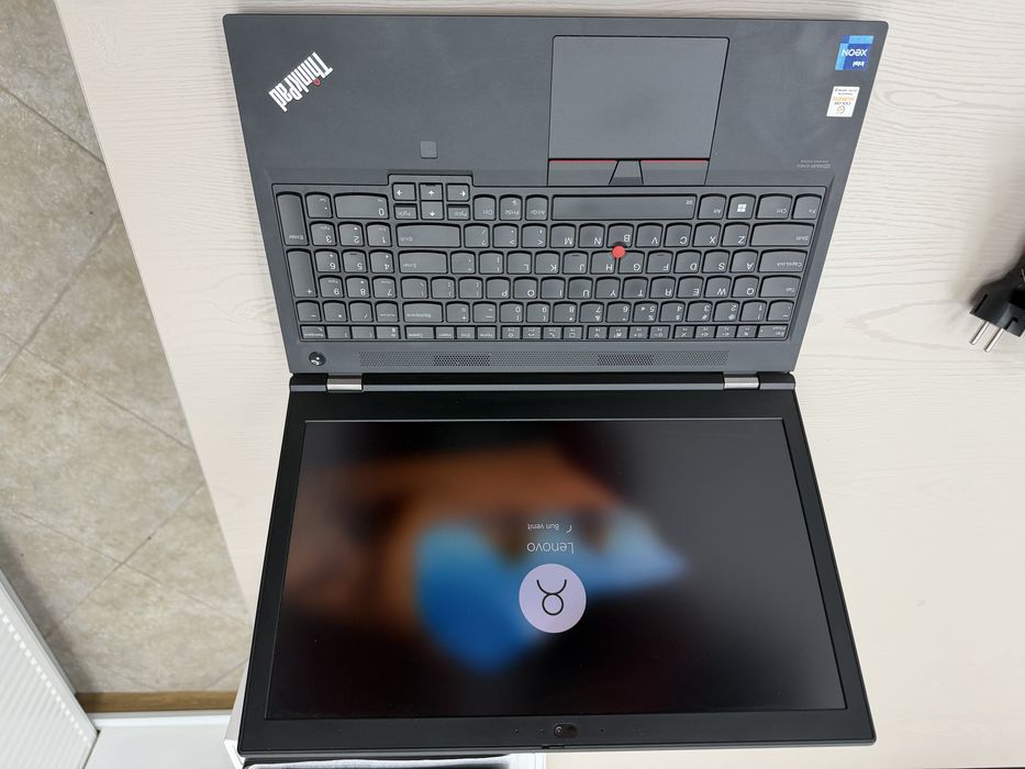 Mobile Workstation Lenovo ThinkPad P15 G2, 15.6″