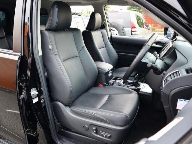 Перетяжка салона автомобиля