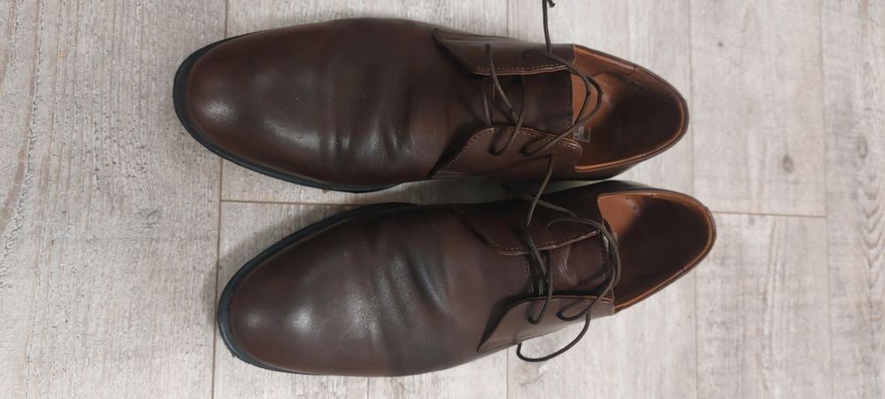 Продавам нови кафяви обувки в гаранция на Пещера