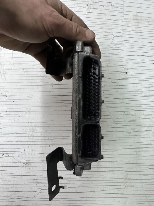 Компютър VW GOLF 4 1.9TDI 110HP 2003Година