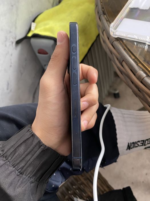 продам айфон 15 про в идеал сост