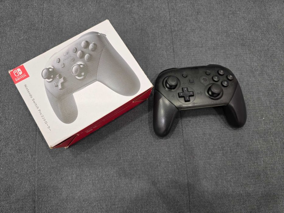 Nintendo Switch Pro Controller