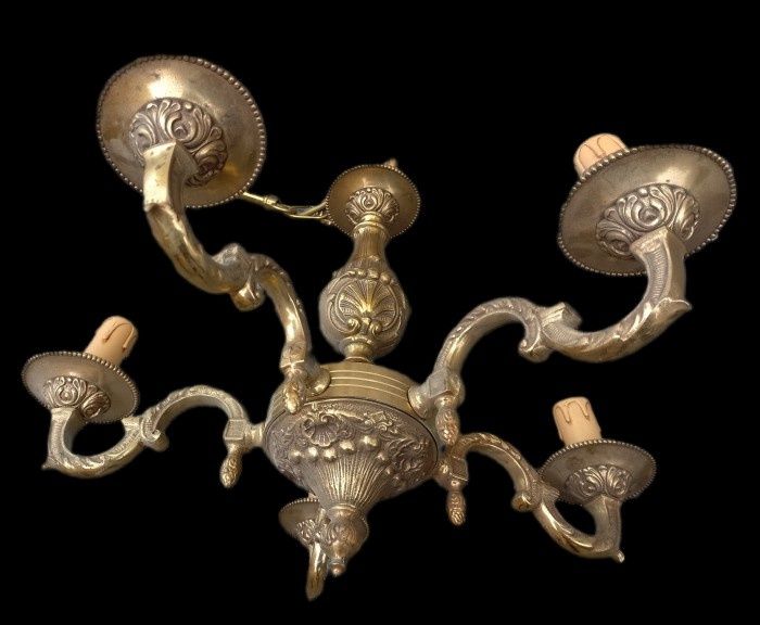 Candelabru Empire din bronz,stare excelenta piesa frumoasă cu o lucrăt