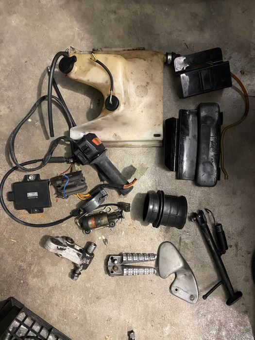 APRILIA RS 125 cc / априлия рс 125 кубика / rotax 122 ЧАСТИ