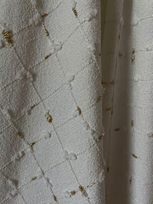 Белое вечернее платье