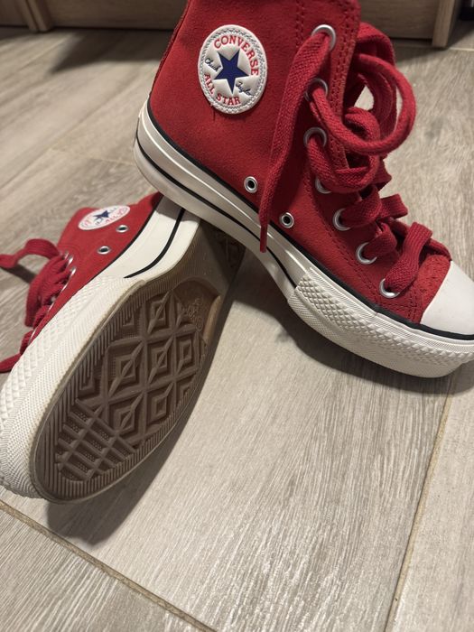 Converse piele rosii