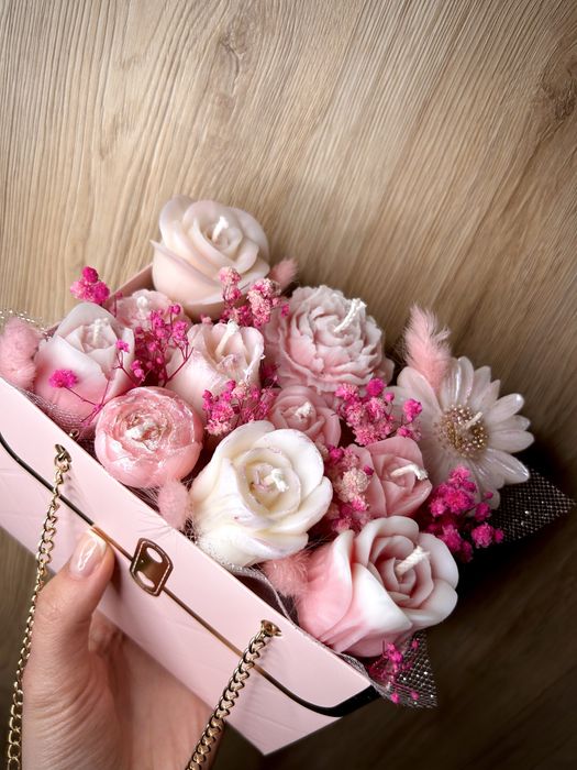 Букет в чантичка