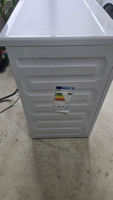 Masina de spalat slim Beko WCL71433N 7 kg(accept si schimburi)