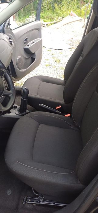 Inchiriez Logan 2 GPL / Rent a Car