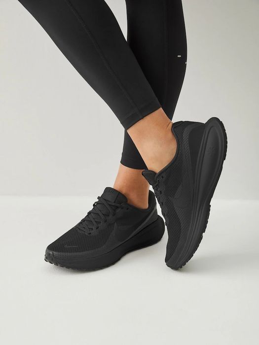 Nike revolution 8 Чисто нови !